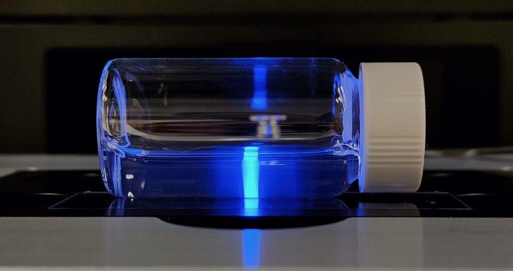 Colloidal Graphene Quantum Dots (GQDs) in aqueous suspension with blue fluorescence